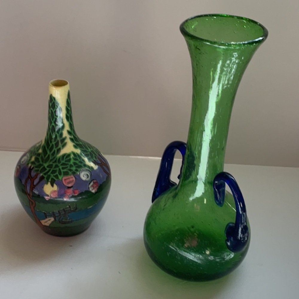 Vintage Shelly vase and Artistic Glass Vase
